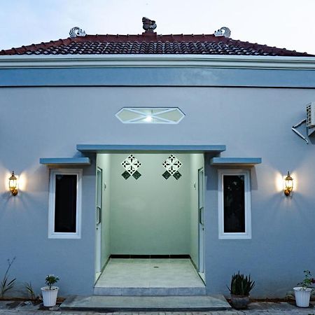 Sitiinggil Guest House Syariah Tegal Kültér fotó