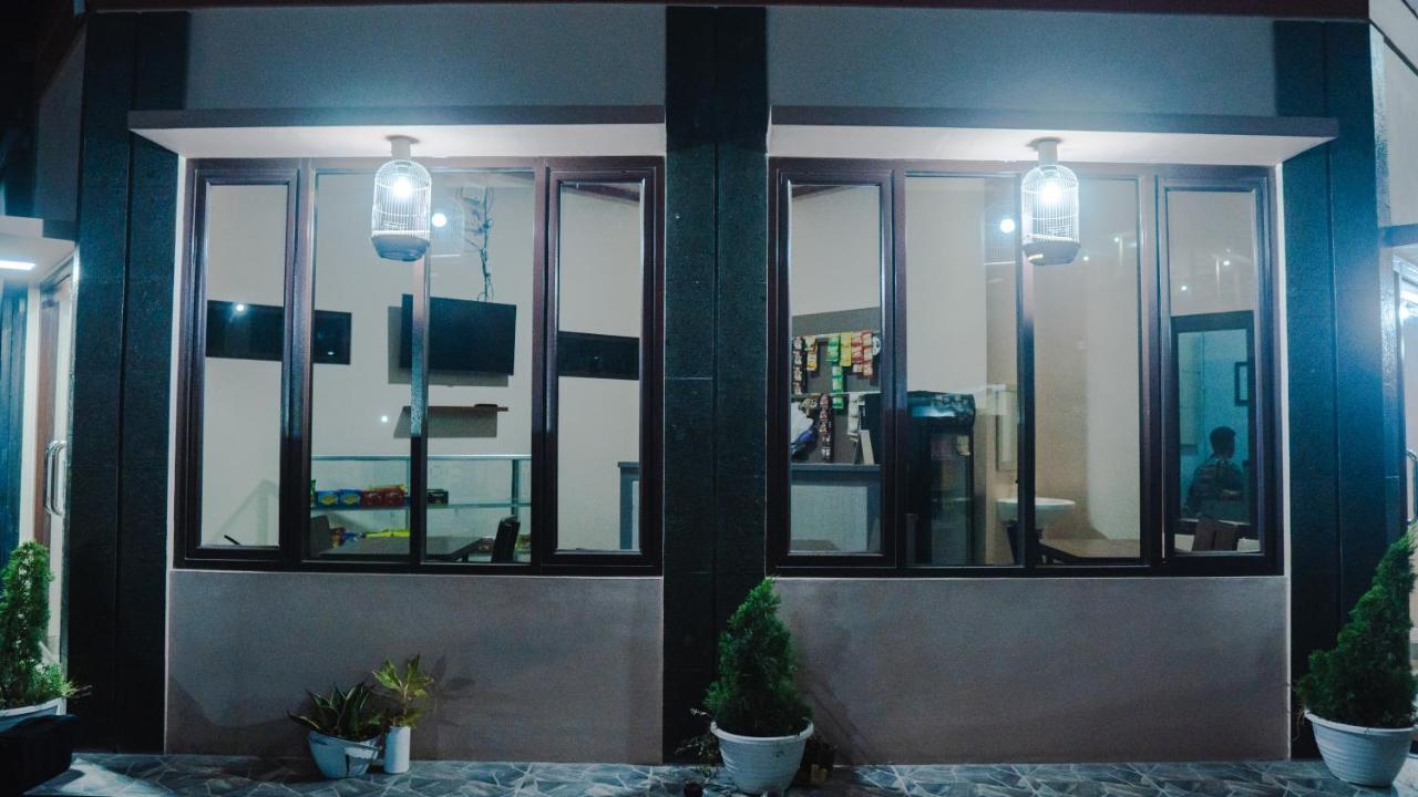 Sitiinggil Guest House Syariah Tegal Kültér fotó