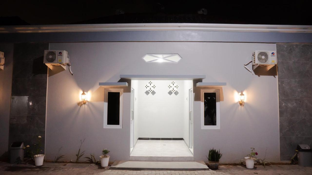 Sitiinggil Guest House Syariah Tegal Kültér fotó